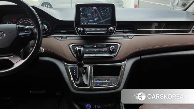 Hyundai The New Grand Starex id 3880209 из Кореи 11