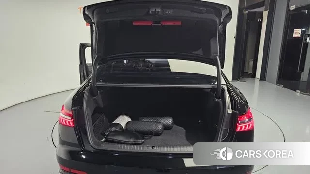 Audi A6 (C8) id 3028590 из Кореи 11