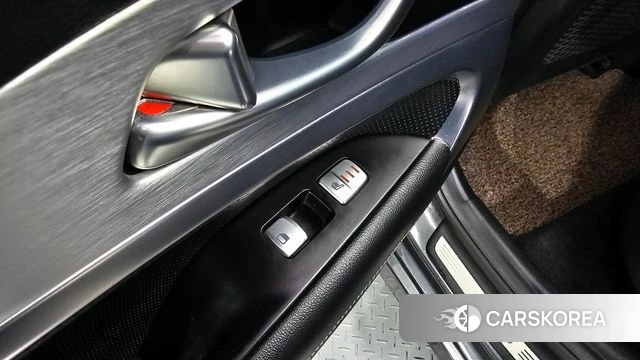 Genesis G70 id 3925110 из Кореи 11