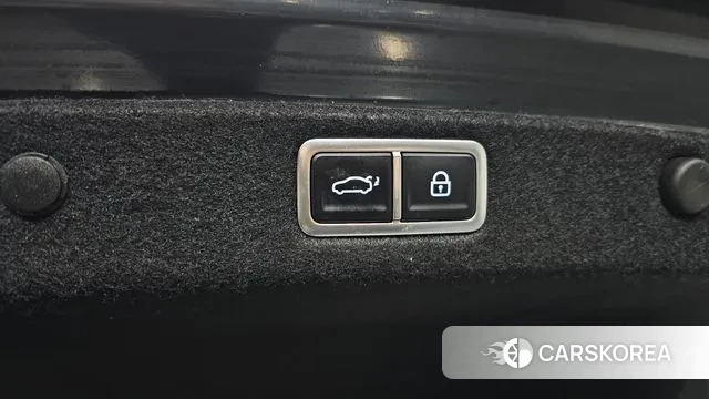 Hyundai Grandeur Hybrid (GN7) id 3649643 из Кореи 11