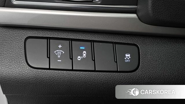 Hyundai Avante AD id 4672877 из Кореи 11