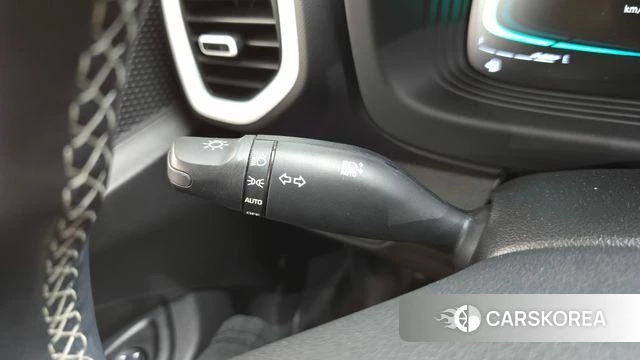 Hyundai Venue id 4904656 из Кореи 11