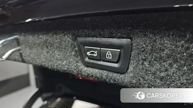 BMW 5 Series (G30) id 3748739 из Кореи 11