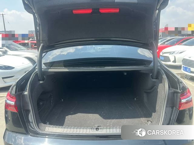 Audi A6L id 4266037 из Китая 11