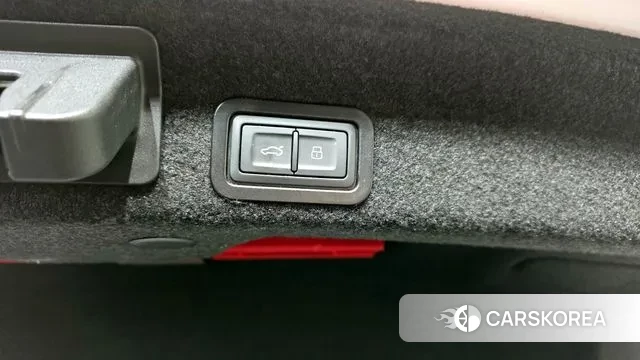 Audi A6 (C8) id 3690350 из Кореи 11