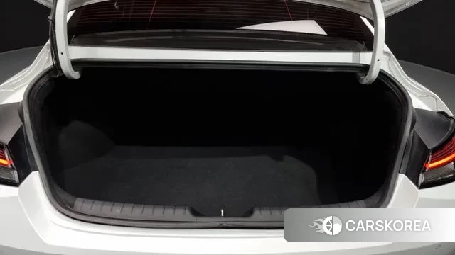 Hyundai Avante (CN7) id 3395560 из Кореи 11