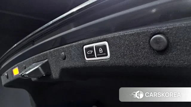 Hyundai Grandeur (GN7) id 3706438 из Кореи 11