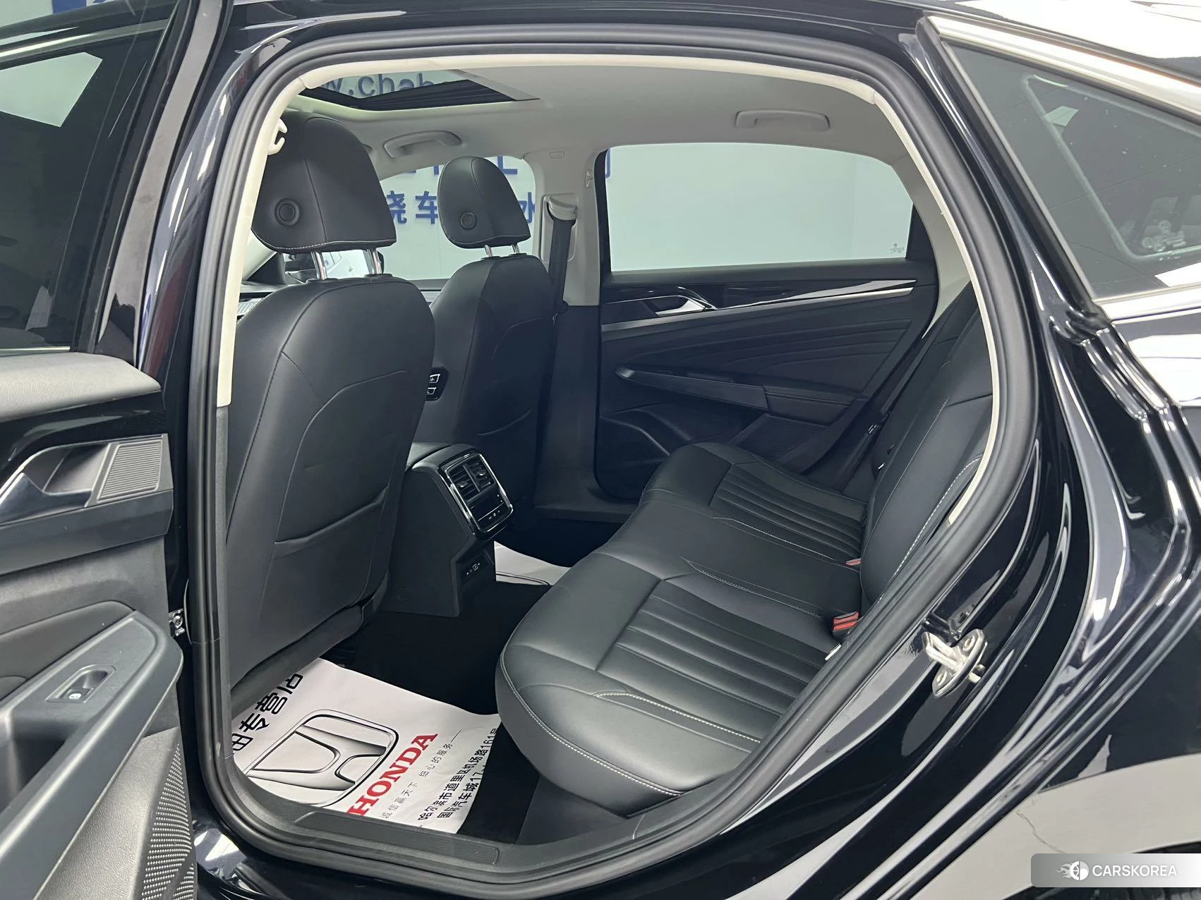 Volkswagen Passat id 4454030 из Китая 11