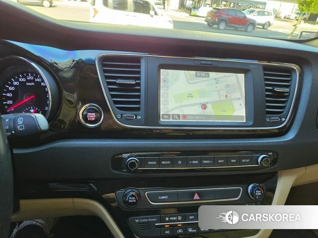 Kia The New Carnival id 4610233 из Кореи 11