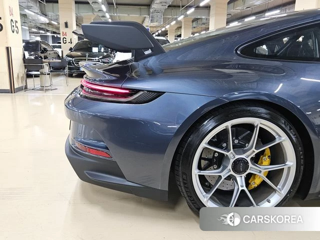 Porsche 911(992) id 4361250 из Кореи 11