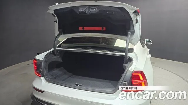 Volvo S60 3rd generation id 2860125 из Кореи 11