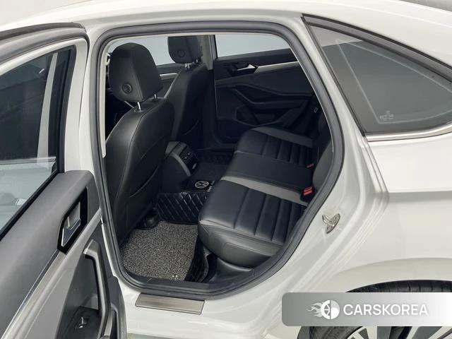 Volkswagen Sagitar id 4353737 из Китая 11