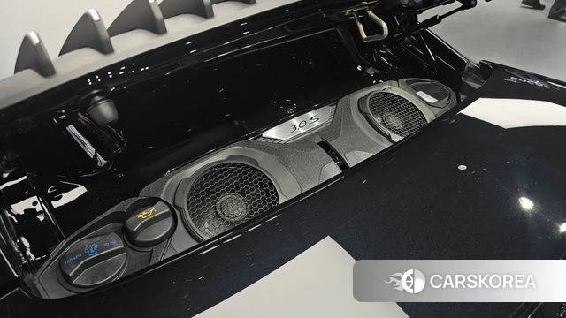 Porsche 911(992) id 3840034 из Кореи 11