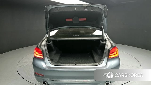 BMW 5 Series (G30) id 3807889 из Кореи 11