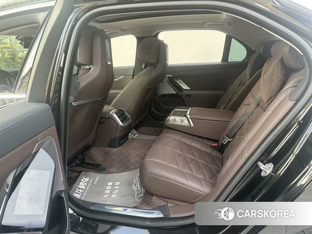 BMW 7 series id 4299685 из Китая 11