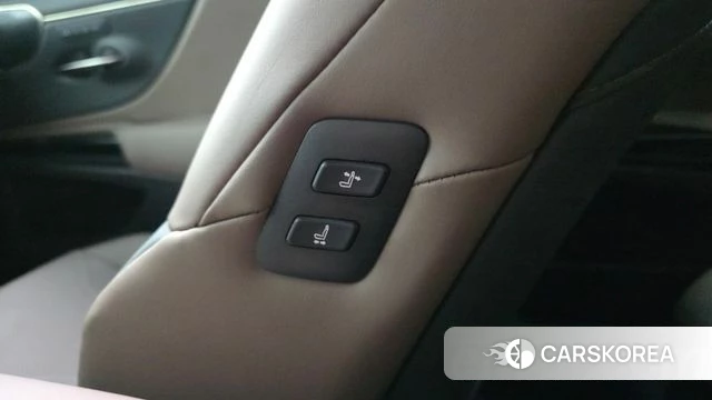 Lexus ES300h 7th generation id 4248979 из Кореи 11