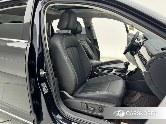 Volkswagen Passat id 4258660 из Китая 11