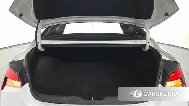 Hyundai Avante Hybrid (CN7) id 4469779 из Кореи 11