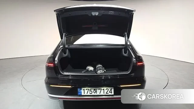 Hyundai Grandeur (GN7) id 3763898 из Кореи 11