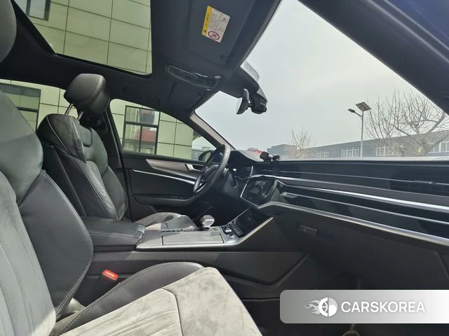Audi A6L id 4272013 из Китая 11