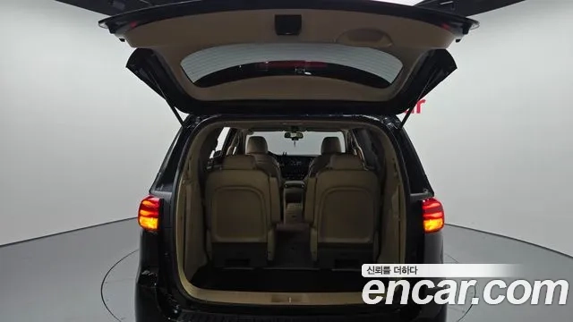 Kia The New Carnival id 2922824 из Кореи 11