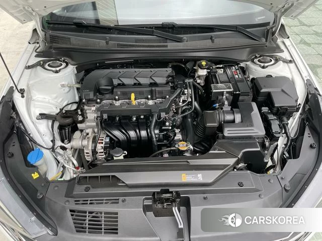 Hyundai Elantra id 4277454 из Китая 11