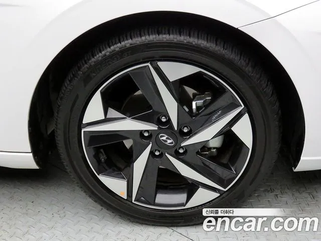 Hyundai Avante Hybrid (CN7) id 2710044 из Кореи 11