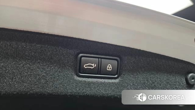 Genesis G90 id 4232100 из Кореи 11