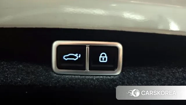 Hyundai Grandeur (GN7) id 3031737 из Кореи 11