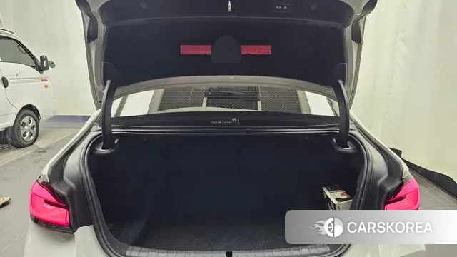 BMW 5 Series (G30) id 3003786 из Кореи 11