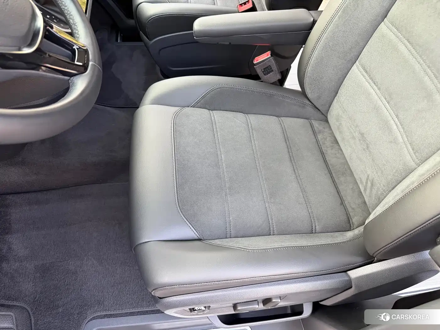 Volkswagen Multivan id 4599576 из Китая 11