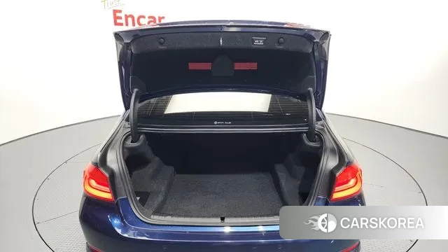 BMW 5 Series (G30) id 3504823 из Кореи 11