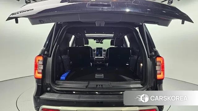 Ford Expeditation id 3333899 из Кореи 11