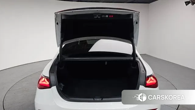 Mercedes-Benz E-Class W214 id 3633723 из Кореи 11