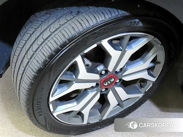 Kia Seltos id 4705043 из Кореи 11