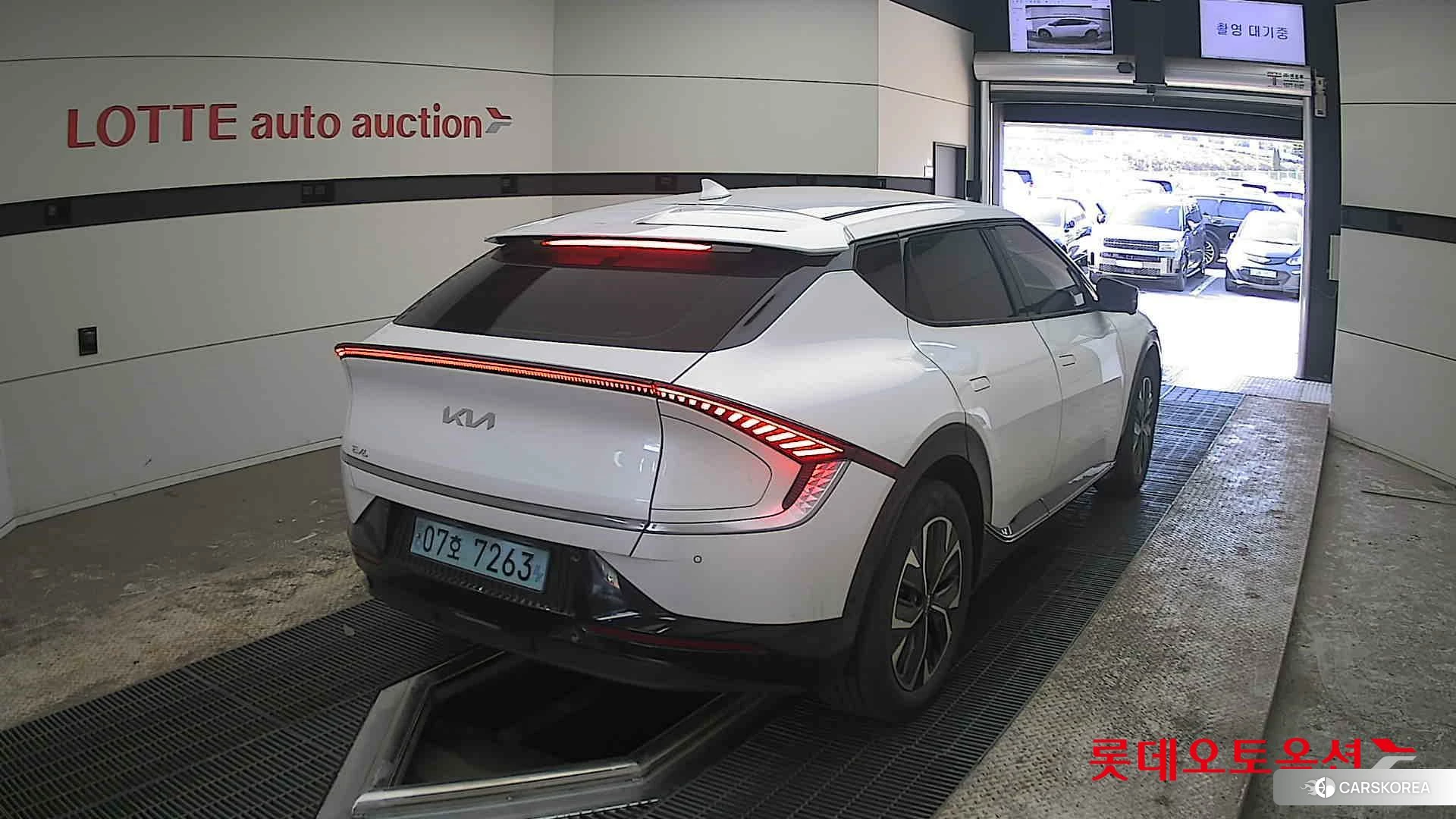 Kia EV6 id 3882151 из Кореи 11