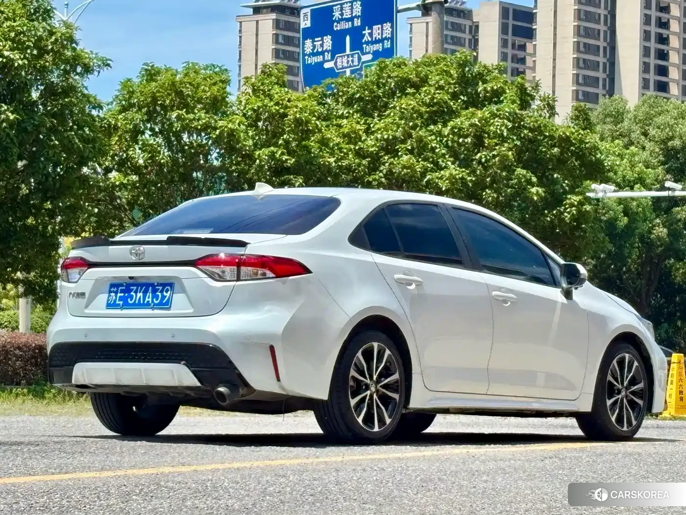 Toyota Levin id 4606965 из Китая 11