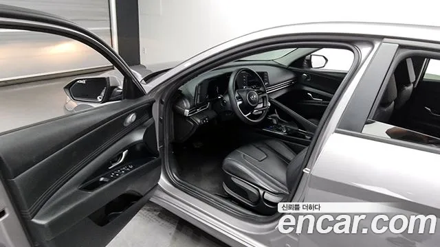 Hyundai Avante Hybrid (CN7) id 2730032 из Кореи 11