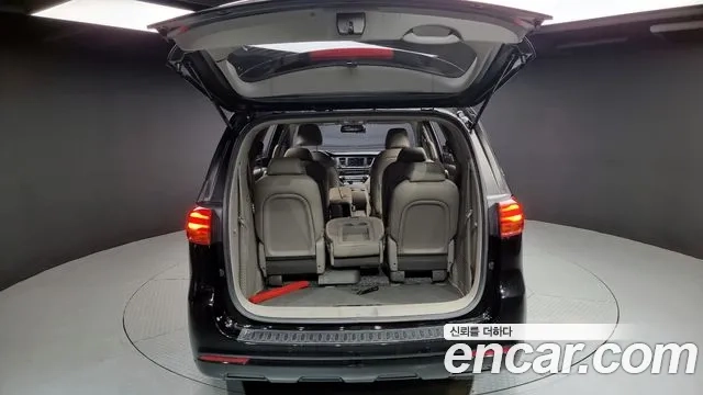 Kia All New Carnival id 2941591 из Кореи 11