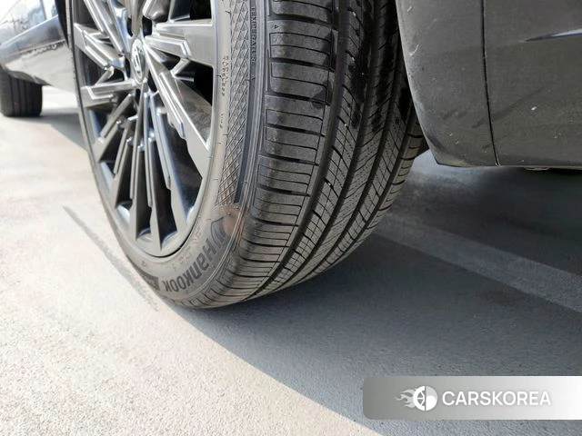 Hyundai Santa Fe (MX5) id 4408355 из Кореи 11