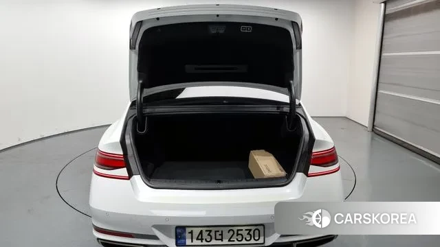 Genesis G90 (RS4) id 2984568 из Кореи 11