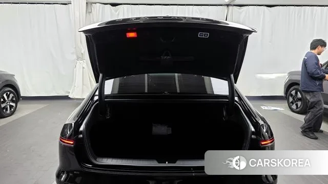 Hyundai Grandeur (GN7) id 3321789 из Кореи 11