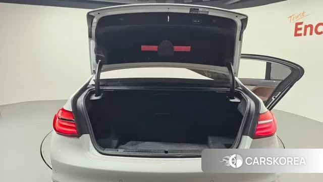 BMW 7 Series (G11) id 3018852 из Кореи 11