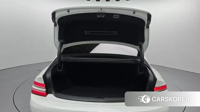 Genesis G80 (RG3) id 3355925 из Кореи 11