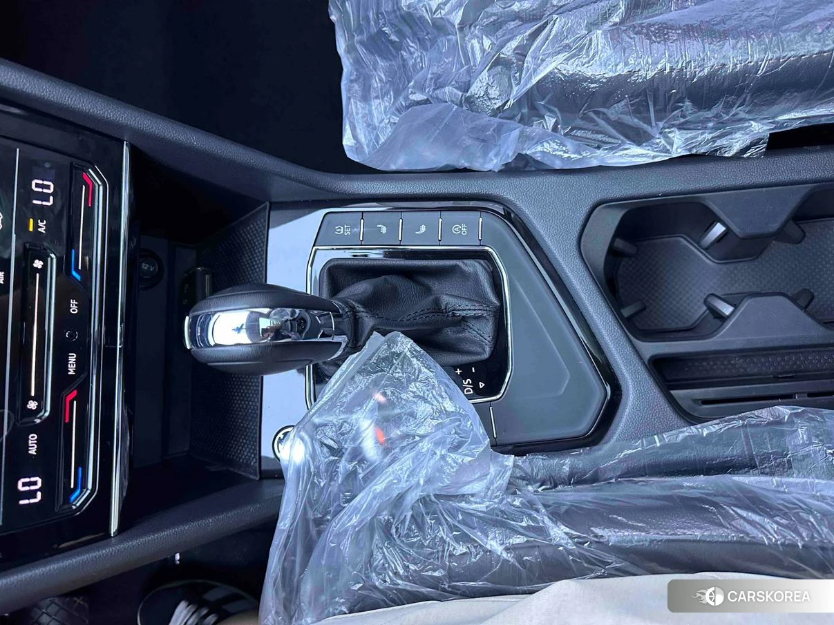 Volkswagen Tharu id 4485396 из Китая 11