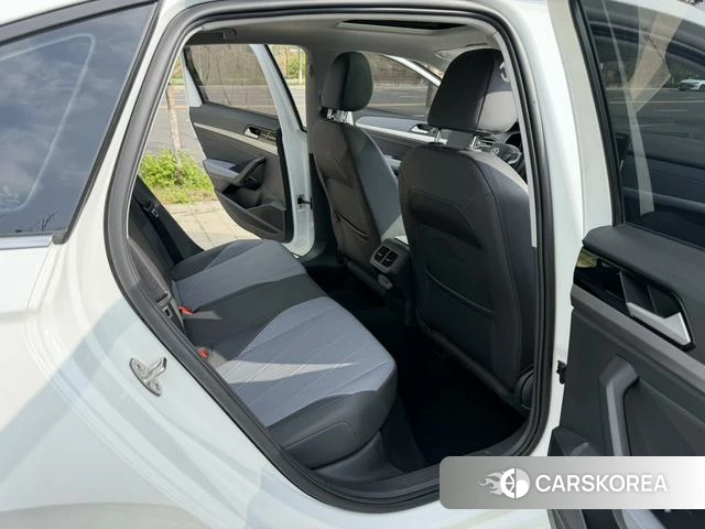 Volkswagen Lavida id 4365879 из Китая 11