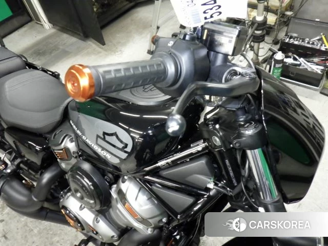 Harley-Davidson NIGHTSTER RH975 id 3950789 из Японии 11