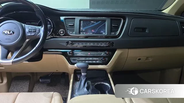 Kia The New Carnival id 3504754 из Кореи 11