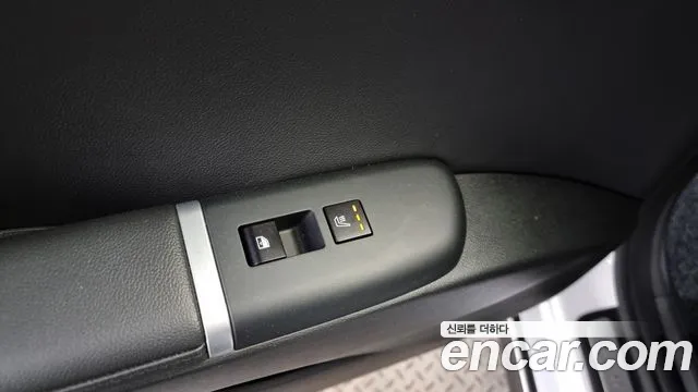 Hyundai Grandeur (GN7) id 2211123 из Кореи 11