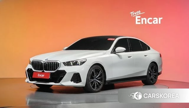 BMW 5 Series (G60) id 4532888 из Кореи 11
